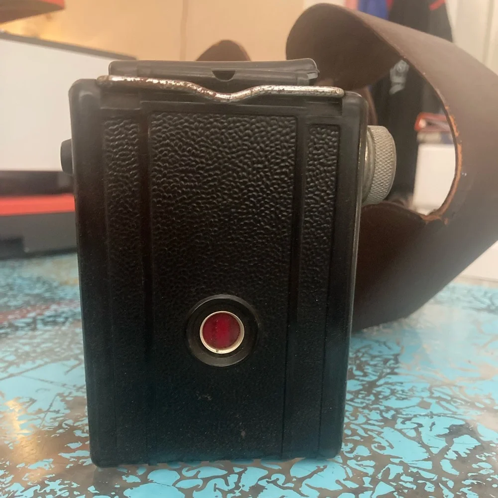 Vintage Spartus Full-Vue 120 Film Camera Art Deco Bakelite Chicago w/ Leather Ca